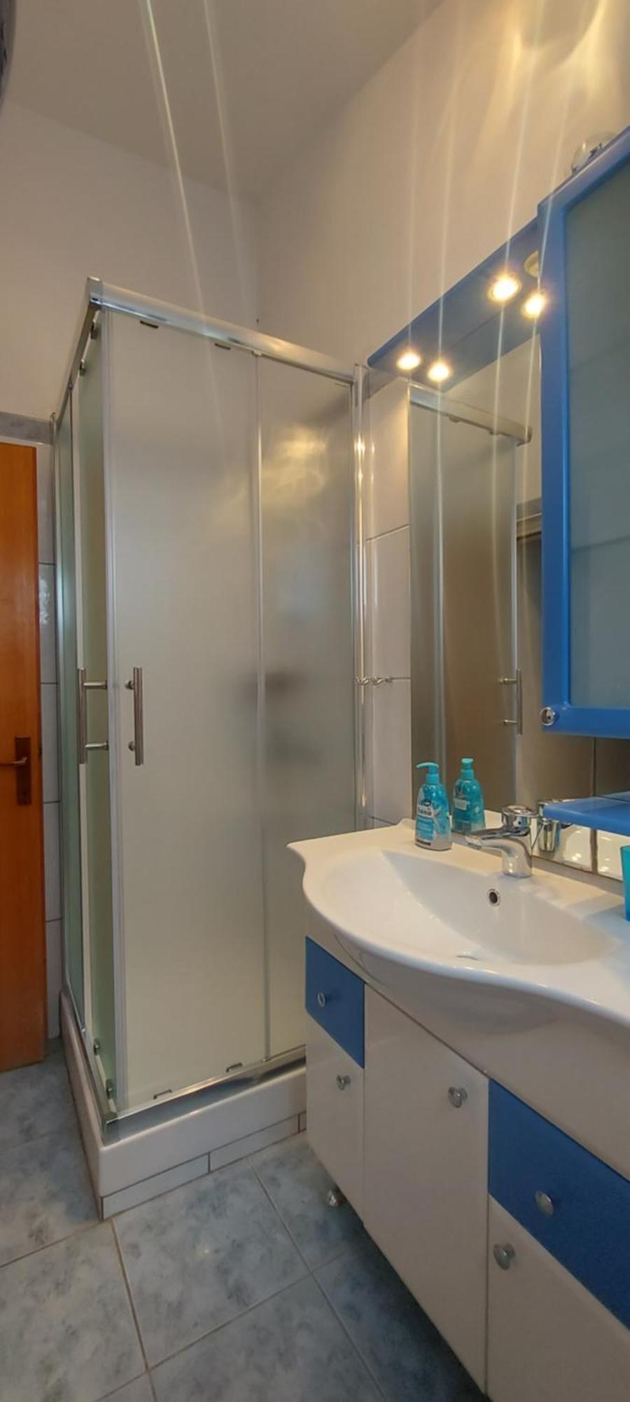 Apartments Skelin Vodice Ruang foto