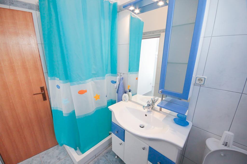 Apartments Skelin Vodice Ruang foto