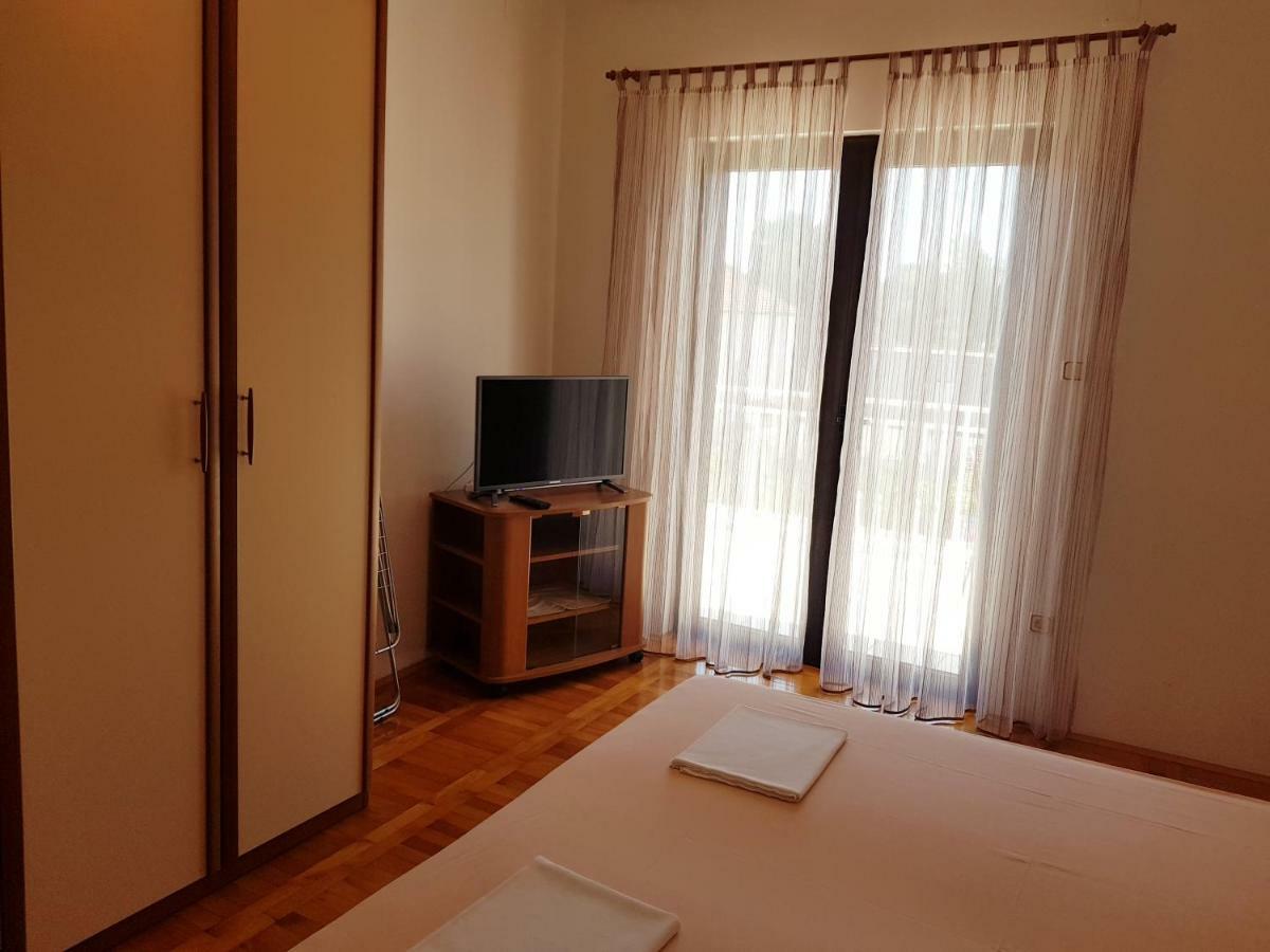 Apartments Skelin Vodice Ruang foto